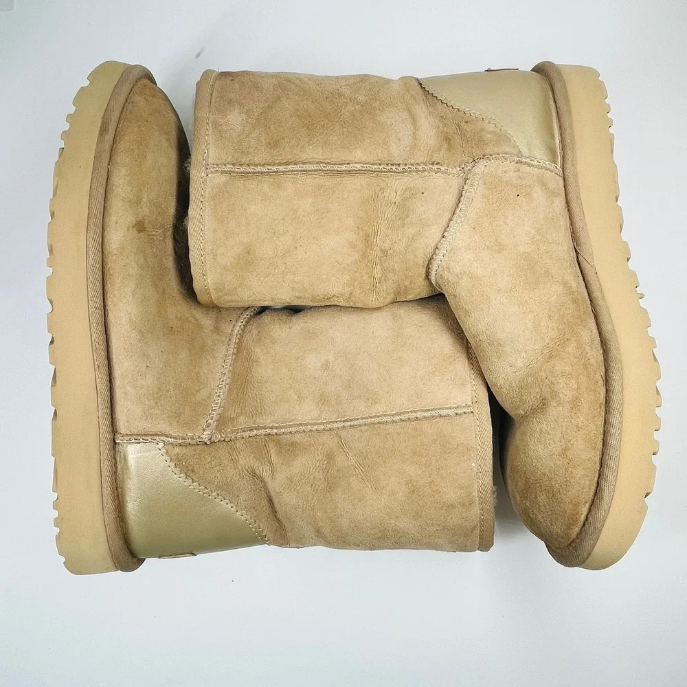 UGG Classic Short Metallic Heel Boots Women Size 10 Sand Gold Suede 1019030